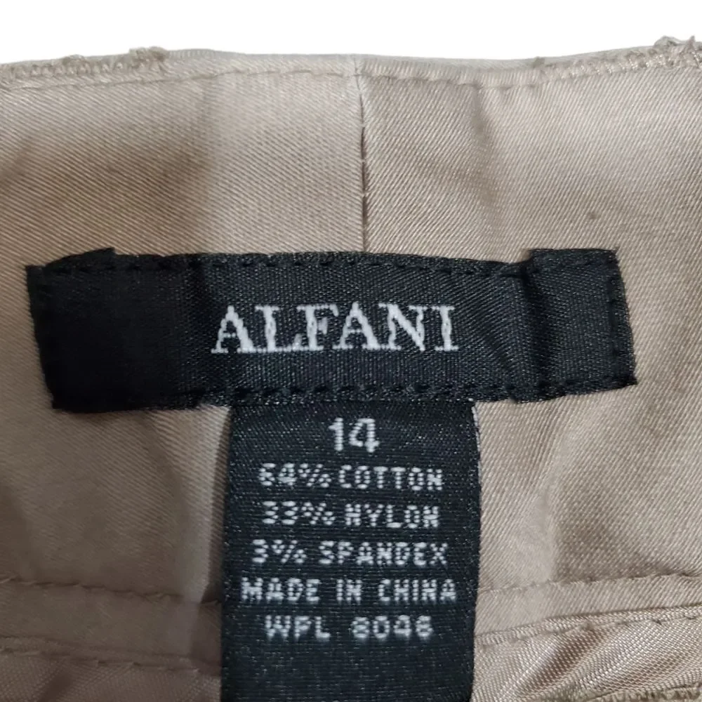 ALFANI khaki Bermuda belted shorts 14